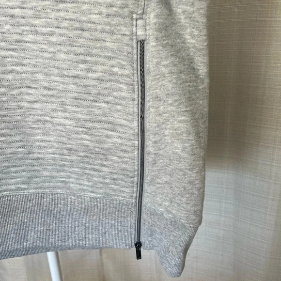 Womens Target | All in Motion Sweatshirt - Sz. XL - Picture 3 of 4